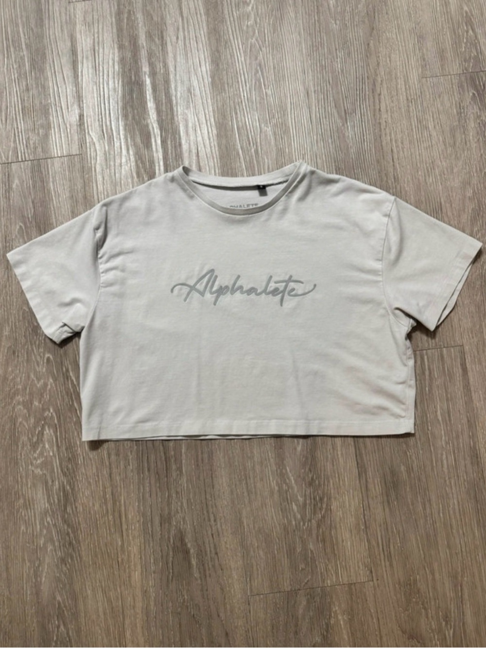 Alphalete White Short Sleeve Logo Tee Crop Top
